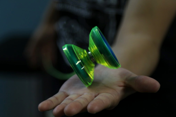 New YoYoFactory Flight, 9 Dragons, & Space Cadet!