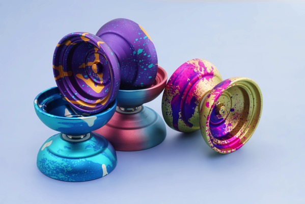 topyo silenus yoyo