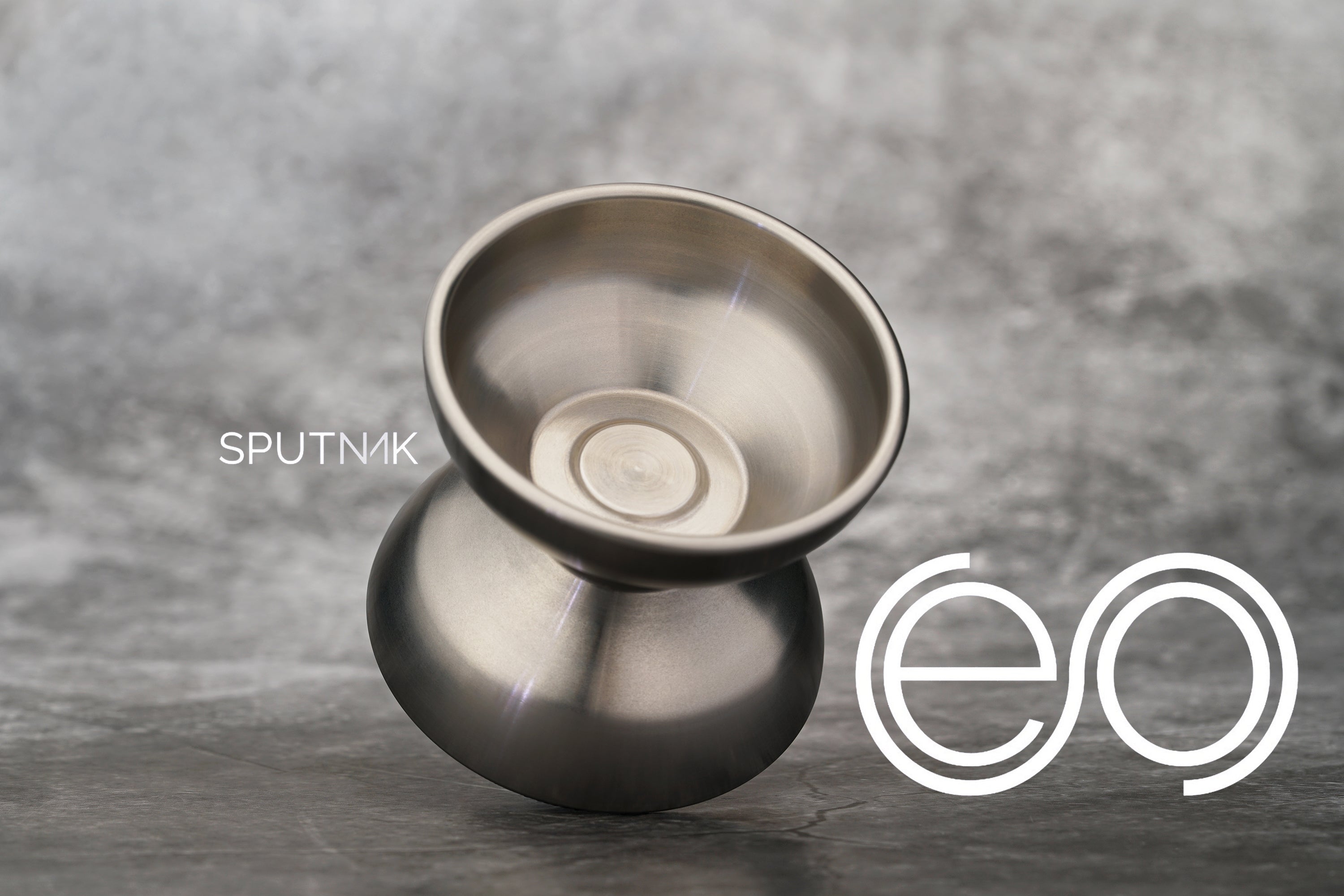 EOS yo-yo by Sputnik