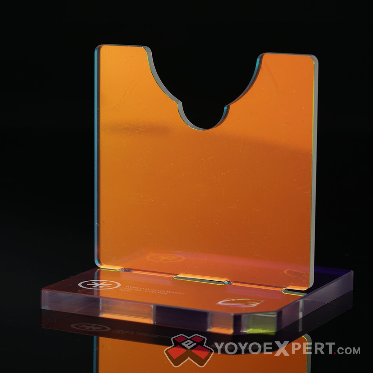 C3 Yoyo Stand