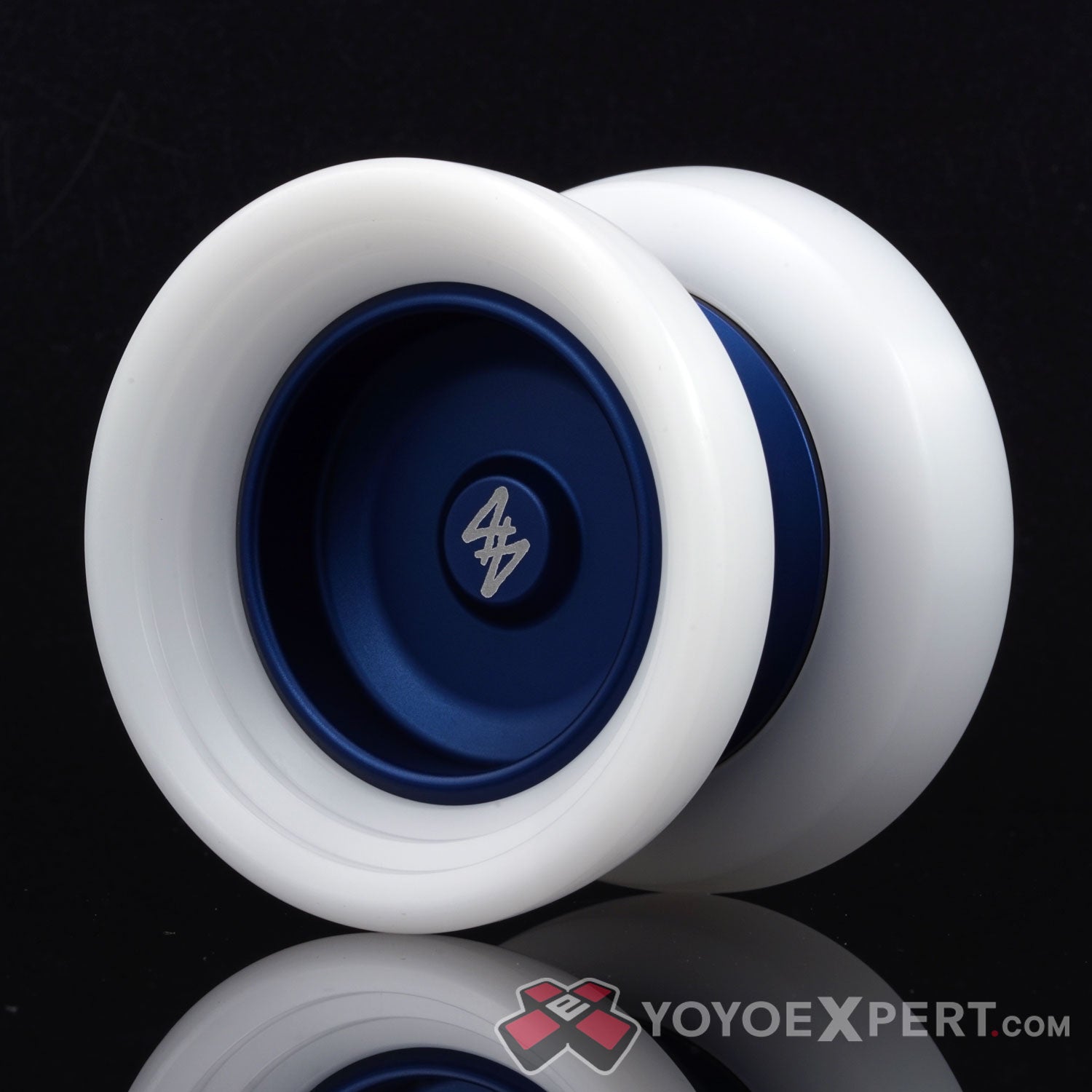 Mod44 Yo-Yo by Freshly Dirty