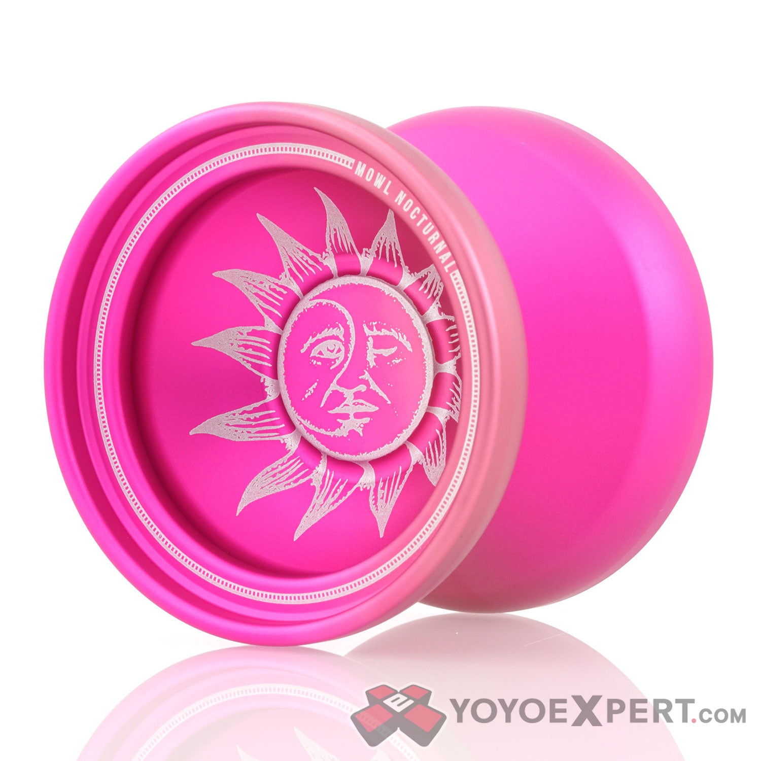Nocturnal yo-yo by Mowl