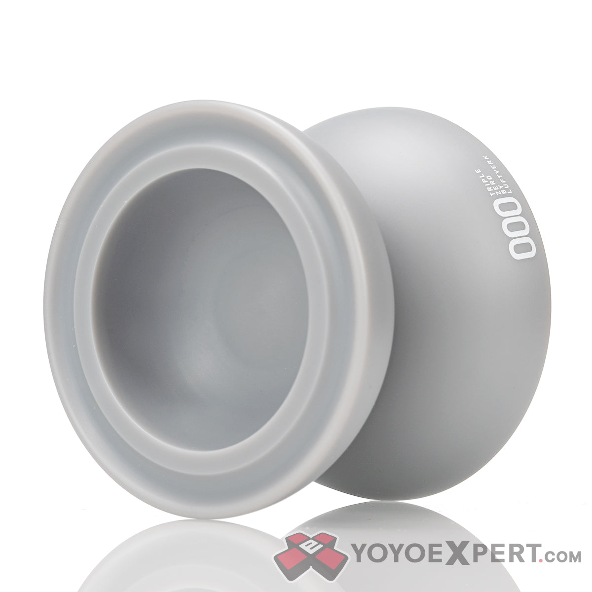 Plastic 000 Yo-Yo by Luftverk